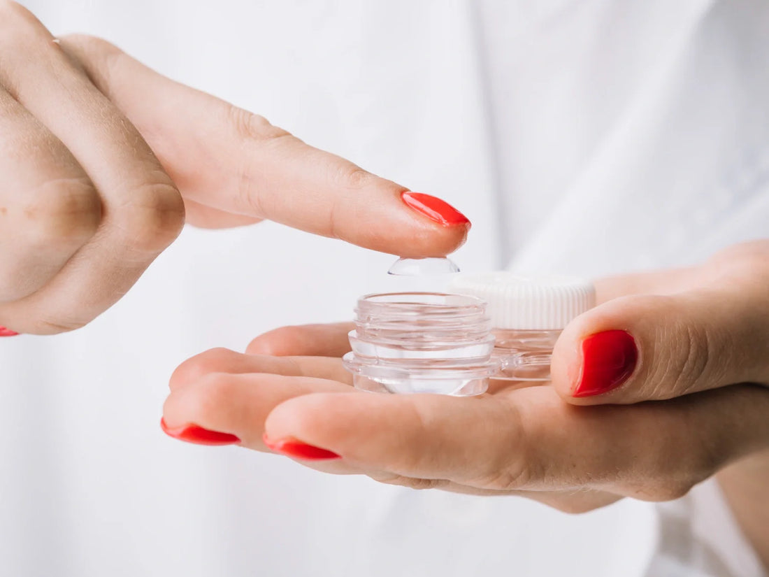 How to Store Contact Lenses